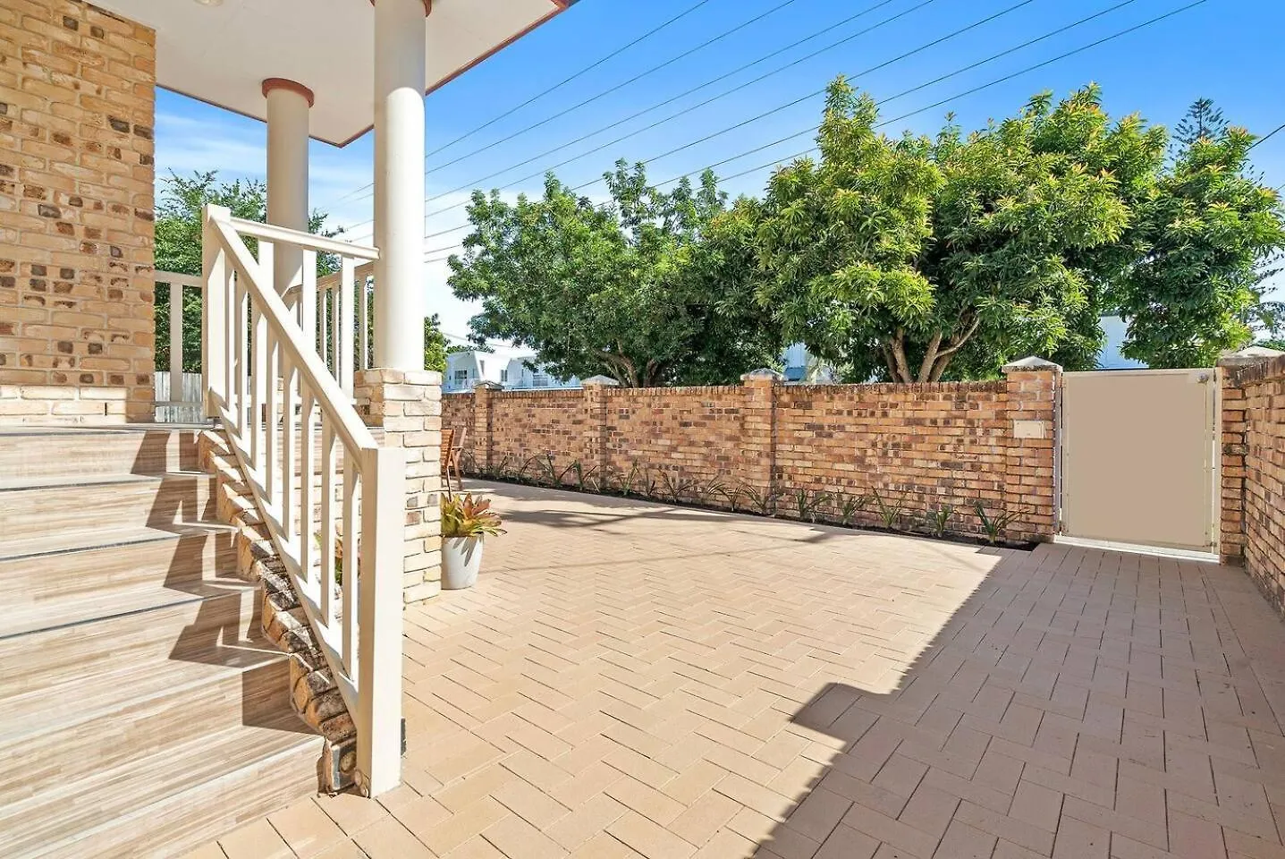 Surfers Enclave - A Spacious Family Home Gold Coast 0*,